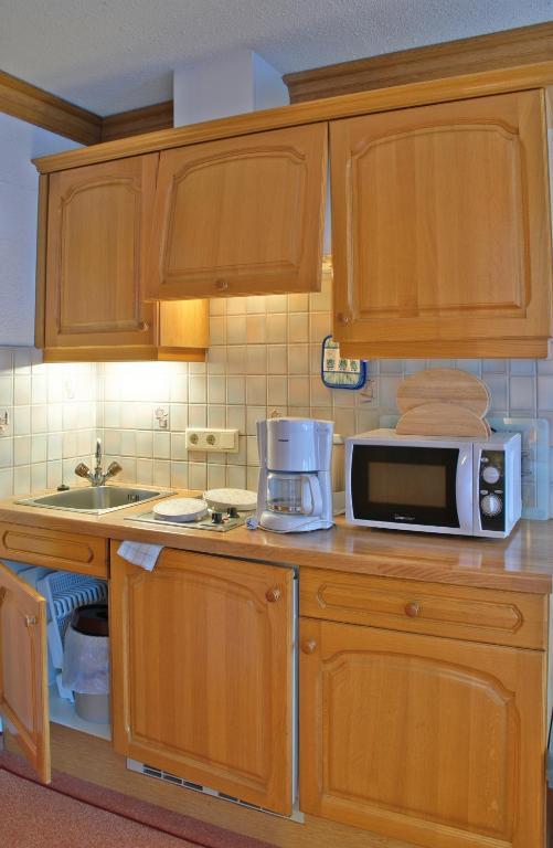 Gaestehaus Resi Jerzens Room photo